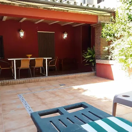 Viviendas Turísticas Arrayanes Casa de Campo *