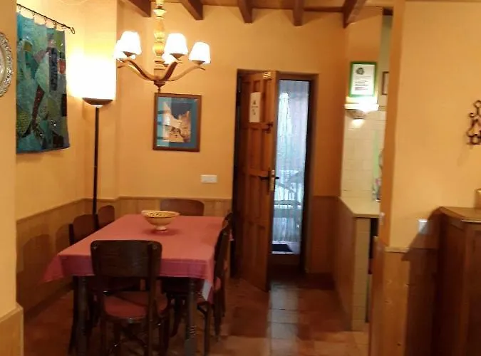 Viviendas Turisticas Arrayanes בית כפרי רונדה