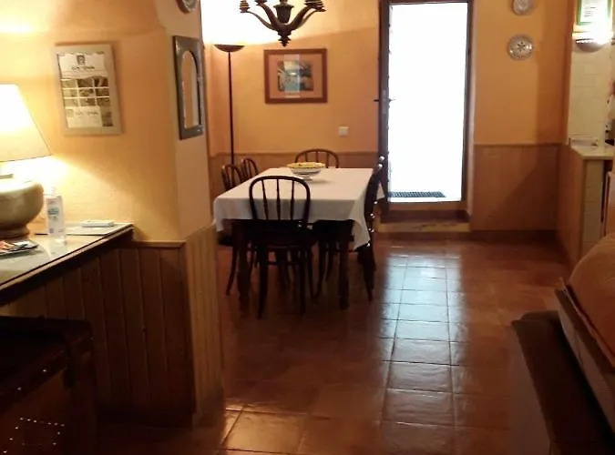 Viviendas Turisticas Arrayanes